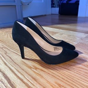 Black velvet heels